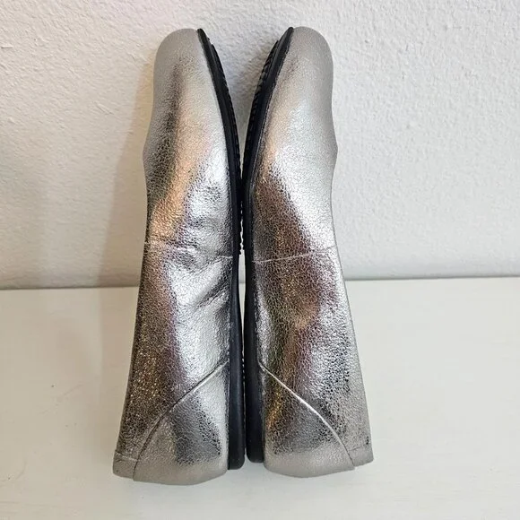 Softwalk Sonoma Womens Sz 6.5 Platinum Leather Slip On Ballet Flats Comfort Shoe - Picture 6 of 10